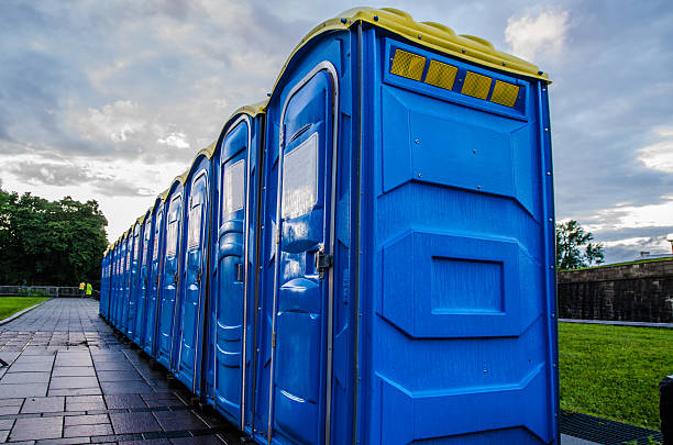 Best Porta potty delivery and setup  in Lathrop, MO